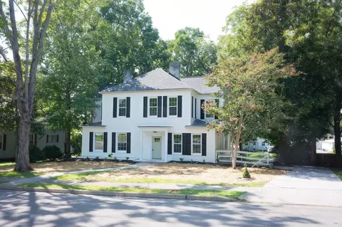 418 Washington Ave, Etowah, TN 37331