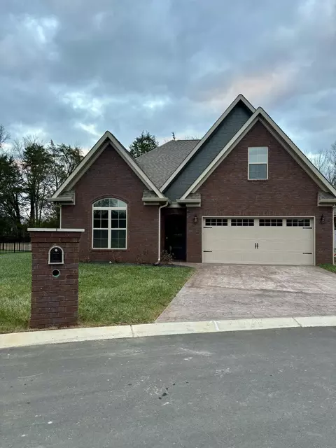 218 Lake View Pt, Englewood, TN 37329