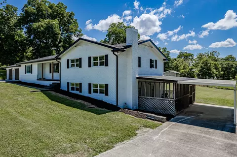 645 Louisiana Ave, Etowah, TN 37331