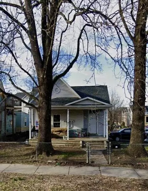 2001 Forest Ave, Knoxville, TN 37916