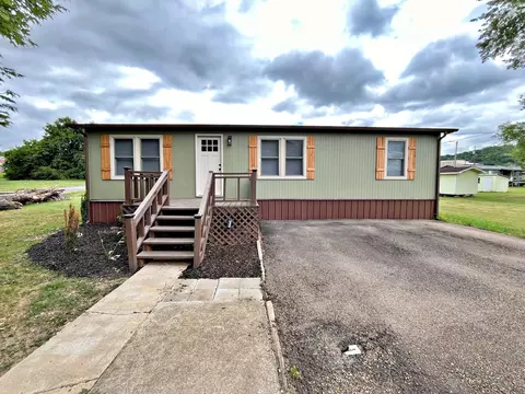 150 Creek St, Decatur, TN 37322