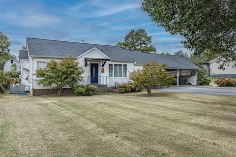 511 Tellico St, Englewood, TN 37329