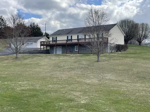 1128 Co Rd 461, Englewood, TN 37329