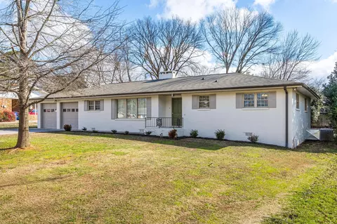 2310 Harris Cir NW, Cleveland, TN 37311