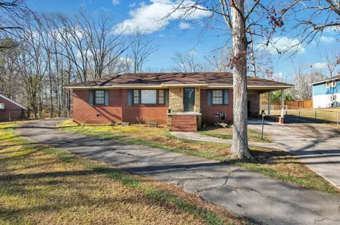 114 Hazel Dr, Dalton, GA 30721