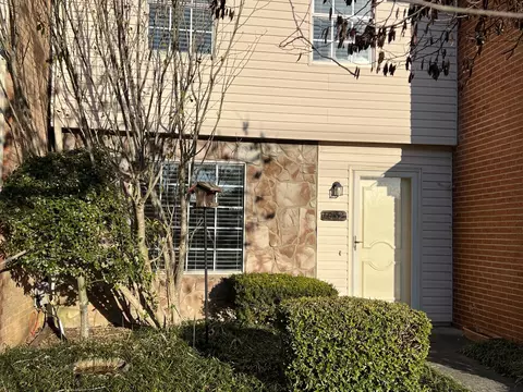 7915 Gleason Dr, Knoxville, TN 37919