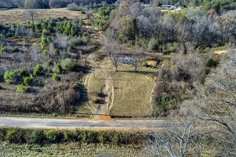 548 County Road 804, Etowah, TN 37331