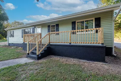 400 Cleveland Avenue Ave, Athens, TN 37303