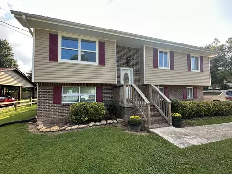 2450 Twin Oaks Dr SE, Cleveland, TN 37323