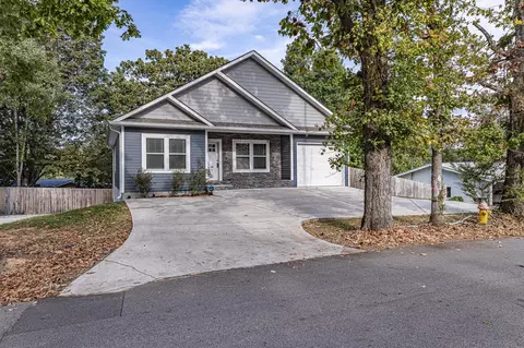 1501 Richardson St, Athens, TN 37303