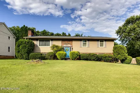608 Fernwood Rd, Knoxville, TN 37923