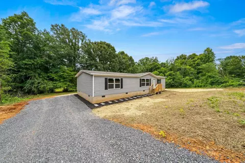 125 Alabama Ave, Etowah, TN 37331