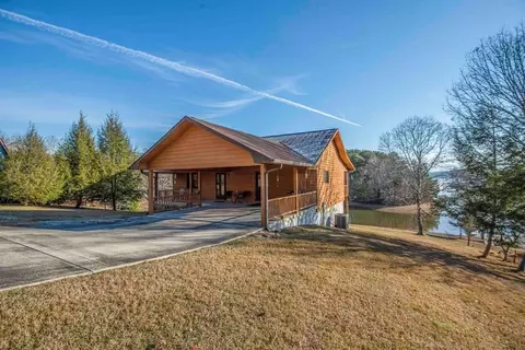 956 Lake Forest Dr, Spring City, TN 37381 photo 1