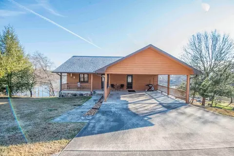 956 Lake Forest Dr, Spring City, TN 37381 photo 4