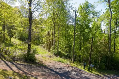 305 Wayne Rd, Athens, TN 37303