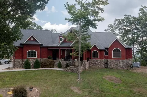 1409 Escape Dr, Evensville, TN 37332