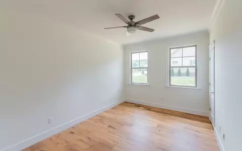 9269 Skyfall Dr, Ooltewah, TN 37363 photo 18