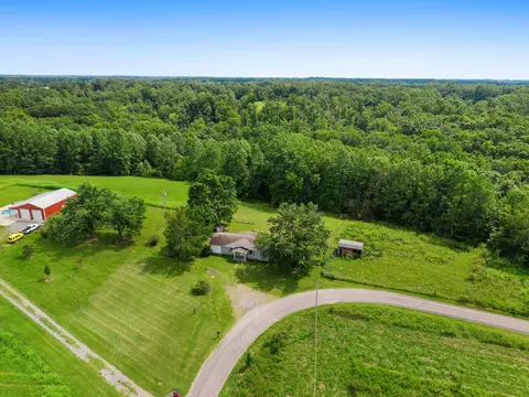 View/Area - 411 Purtle Rd, Lafayette, TN 37083 photo 5 of 9