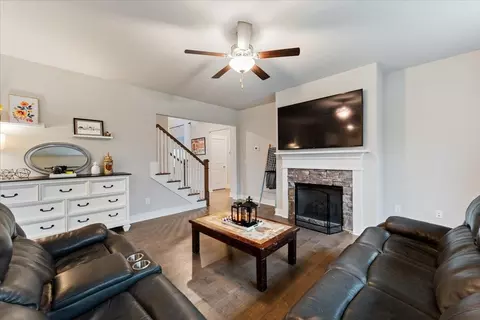 4698 Wellesley Dr, Ooltewah, TN 37363 photo 4
