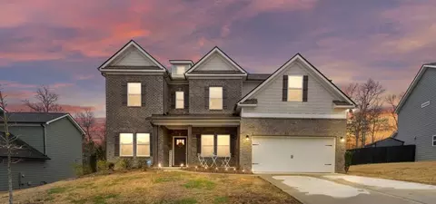 4698 Wellesley Dr, Ooltewah, TN 37363