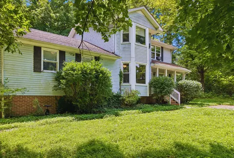 2705 Buckner Rd, Thompsons Station, TN 37179
