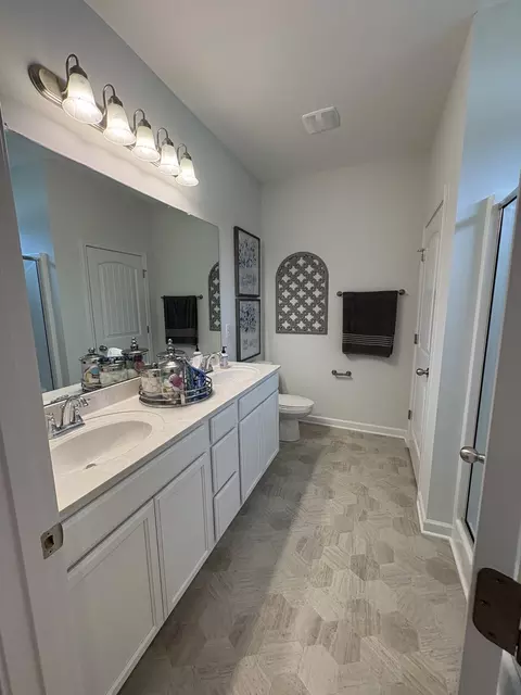 Bath - 103 Ruby Cate Way, Murfreesboro, TN 37128 photo 2 of 4