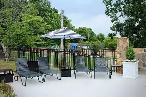 Exterior - 9225 Evening Shadow Dr, Chattanooga, TN 37421 photo 19 of 21