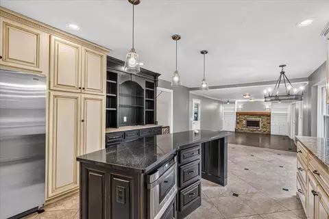 Kitchen - 9225 Evening Shadow Dr, Chattanooga, TN 37421 photo 4 of 6