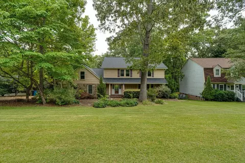 Exterior - 9225 Evening Shadow Dr, Chattanooga, TN 37421 photo 2 of 21