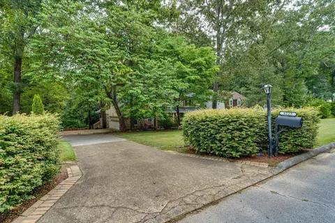 Exterior - 9225 Evening Shadow Dr, Chattanooga, TN 37421 photo 16 of 21