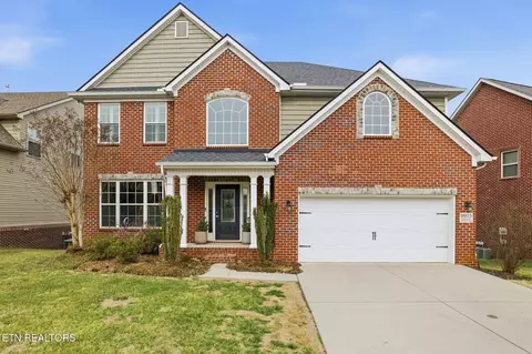 9915 Winding Hill Ln, Knoxville, TN 37931