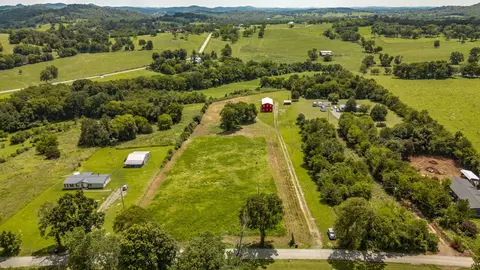 315 Duncan Rd, Hartsville, TN 37074