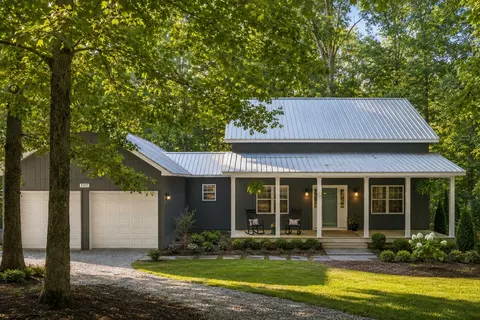 107 Timber Run Trl, Pegram, TN 37143