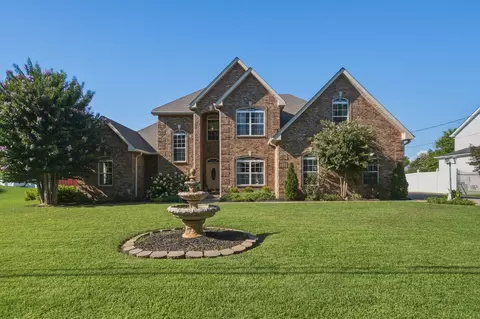 227 Jones Mill Rd, La Vergne, TN 37086
