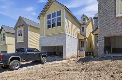 646 James Ave # B, Nashville, TN 37209