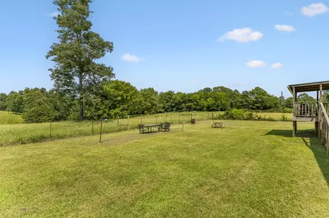 Exterior - 2362 Fall River Rd, Goodspring, TN 38460 photo 5 of 24