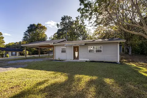 1502 Richardson St, Athens, TN 37303