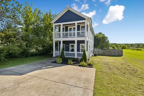 144 N Vine St, Ashland City, TN 37015