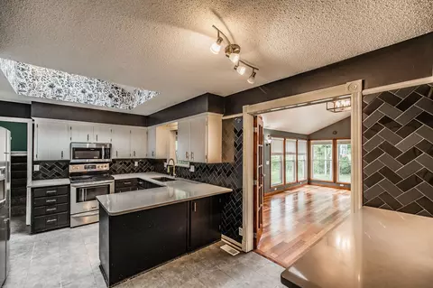 Kitchen - 127 Sam Davis Dr, Springfield, TN 37172 photo 5 of 5