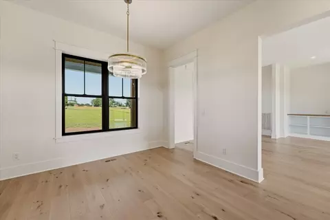 Dining - 4184 Armstrong Rd, Springfield, TN 37172 photo 1 of 1