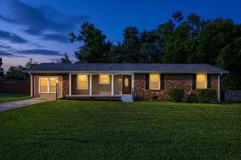 287 Hollywood Blvd, Gallatin, TN 37066