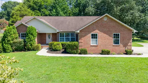 105 Lunker Ln, Louisville, TN 37777