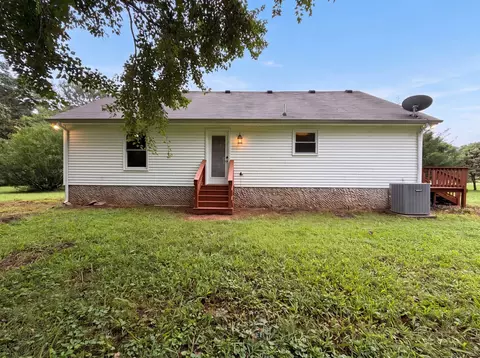 Exterior - 7502 Lone Eagle Dr, Murfreesboro, TN 37128 photo 2 of 4