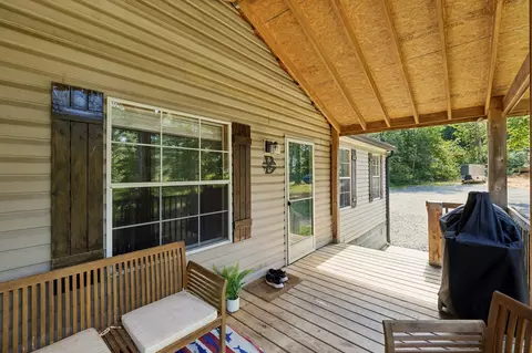 318 Lucas Ridge Ln, Waverly, TN 37185
