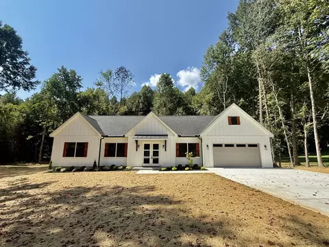 198 Cave Cir, Manchester, TN 37355