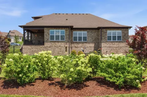 Exterior - 2027 Imagine Cir, Spring Hill, TN 37174 photo 12 of 14