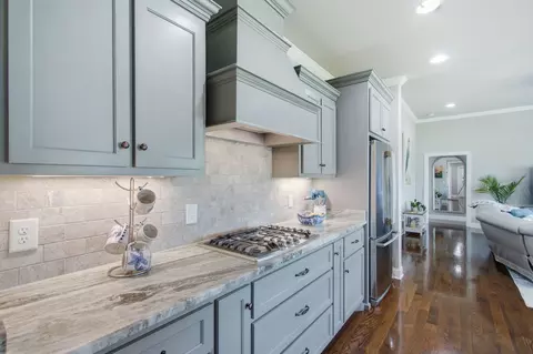 Kitchen - 2027 Imagine Cir, Spring Hill, TN 37174 photo 5 of 5