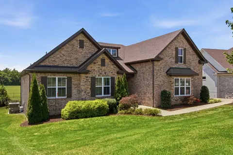 Exterior - 2027 Imagine Cir, Spring Hill, TN 37174 photo 5 of 14