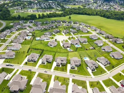 View/Area - 2027 Imagine Cir, Spring Hill, TN 37174 photo 11 of 12