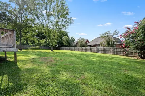 Exterior - 212 Comer Cir, Murfreesboro, TN 37128 photo 10 of 12